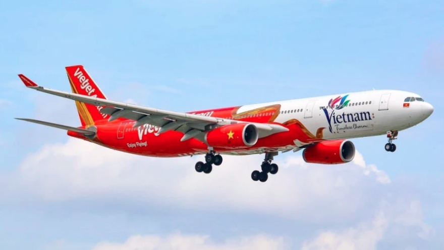 Vietjet honoured with international awards by AirlineRatings.com